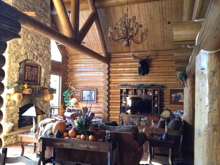 Sierra Log & Timber log home