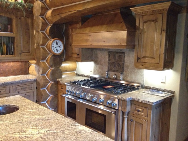 Sierra Log & Timber log home